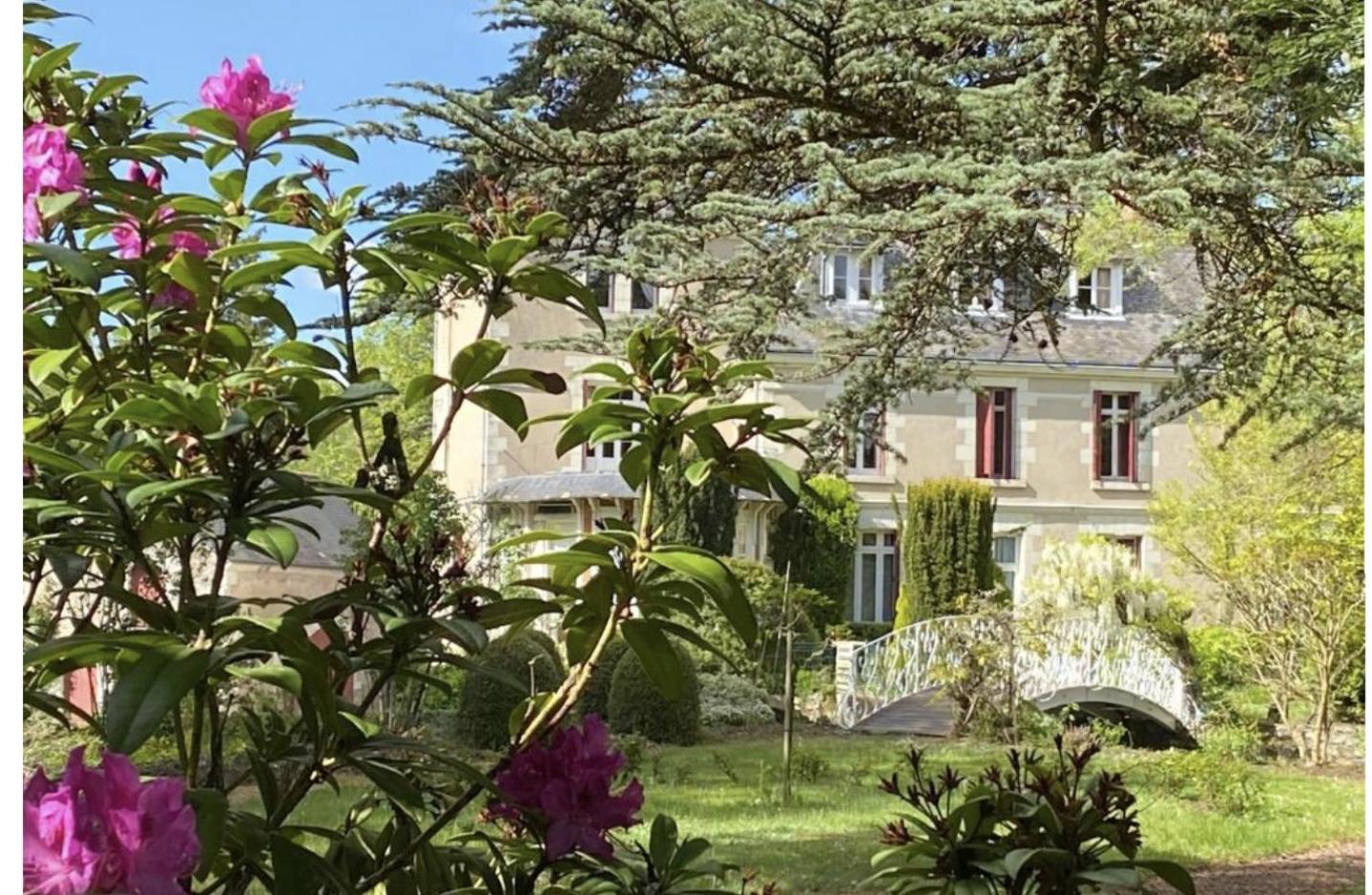 לינה וארוחת בוקר Le Moulin De Francueil מראה חיצוני תמונה